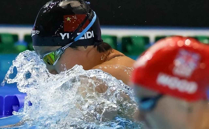 开云-12岁世锦赛获奖，有人怀疑她是不是“太早了”，其实规则已说明|游泳|于子迪|世界游泳联合会|游泳世锦赛|全国冠军_新浪体育_新浪新闻